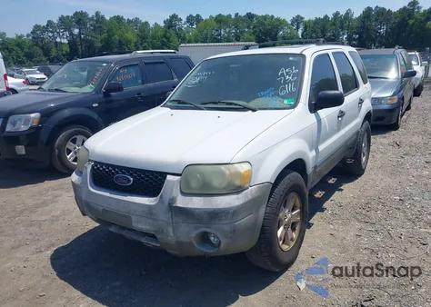 2005 Ford Escape Xlt from USA, damaged, VIN 1FMYU93195KA56736